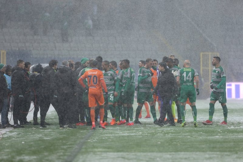 Damien Comolli’ye Başakşehir şoku!