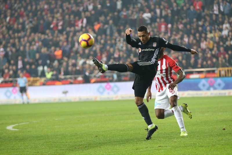 Kagawa’dan olay açıklama! Sezon sonunda...