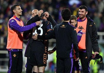 3 penaltı kaçırıldı, 1 kırmızı kart çıktı! Zor maçı Milan kaybetti