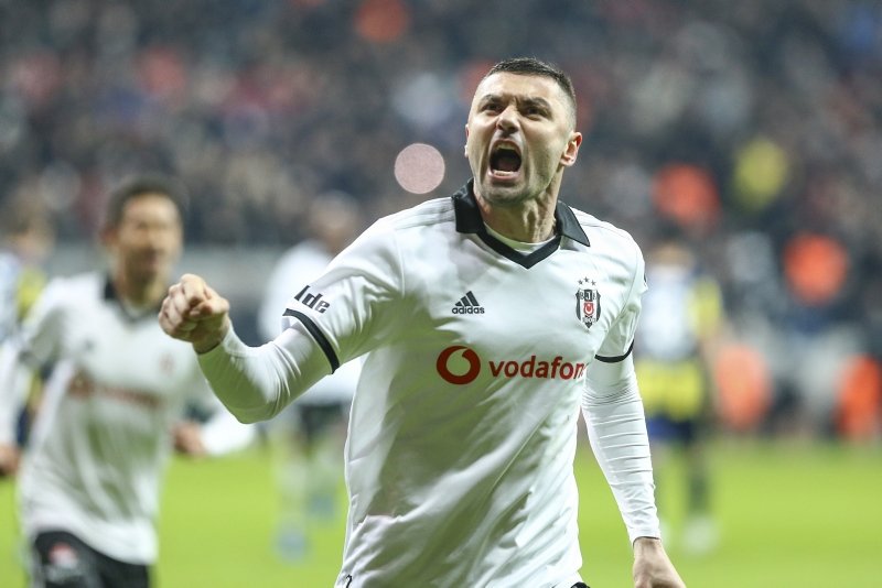 Beşiktaş’ta Burak Yılmaz formuyla göz dolduruyor!