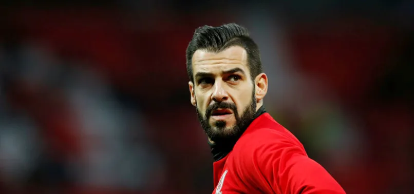 Negredo olursa kanat ve stoper de gelecek