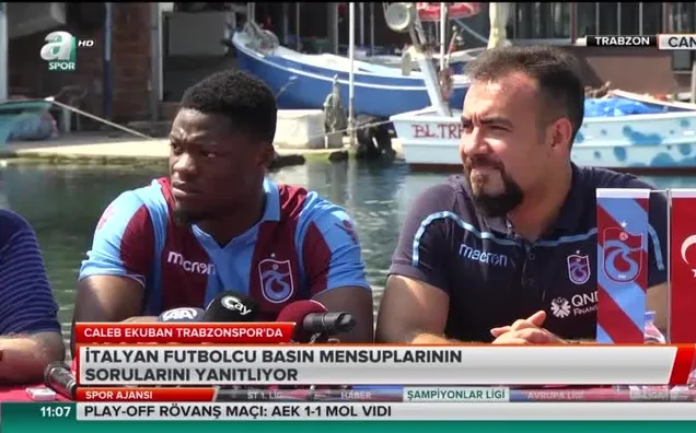 Trabzonspor'da Ekuban imzayı attı