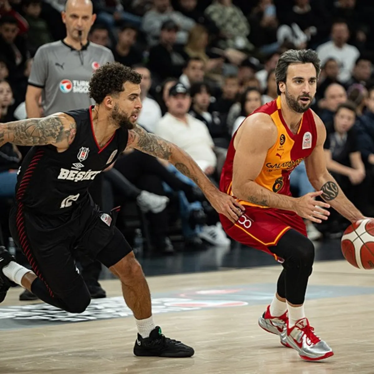 Beşiktaş, Galatasaray'ı konuk ettiği derbide devirdi