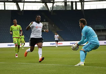Beşiktaş CSKA'ya farklı boyun eğdi
