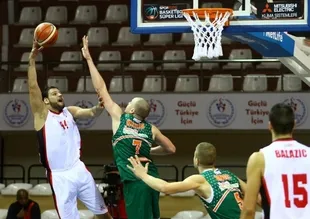 Banvit ilk kez kaybetti