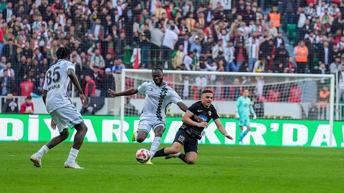 Amed ile Sakaryaspor yenişemedi