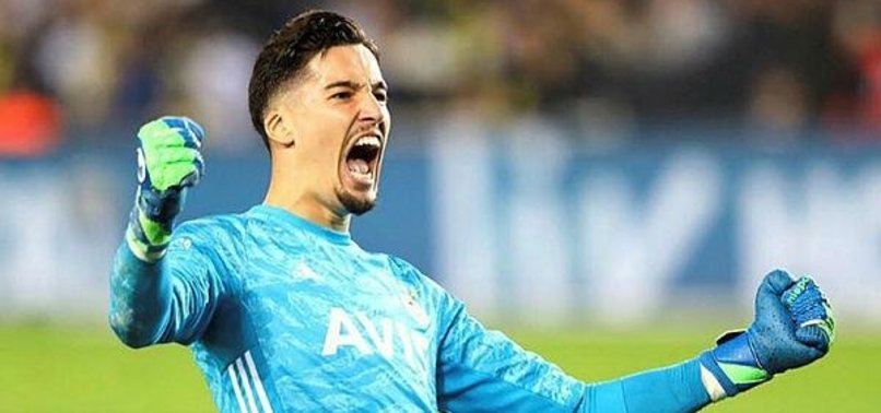 Fenerbahçe transferde alternatifini hazırladı! Altay Bayındır ayrılırsa...