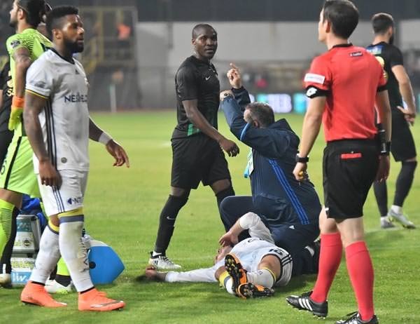 ’Robin van Persie artık göremeyecek’