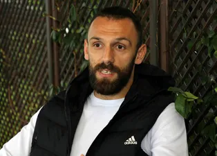 Beklenen oldu! Vedat Muriqi resmen...