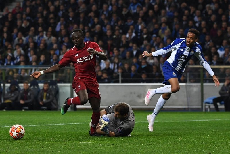 Liverpool zorlanmadan yarı finalde