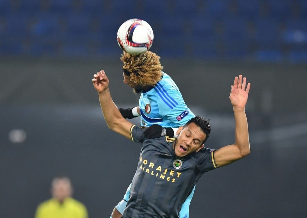 Feyenoord - Fenerbahçe mücadelesinden kareler