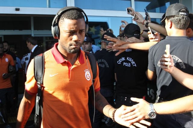 Paramı almadan gitmem