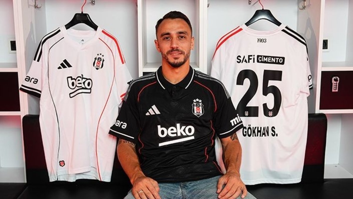 Beşiktaş'ın yeni transferi Gökhan Sazdağı açıklamalarda bulundu Beşiktaş'ın yeni transferi Gökhan Sazdağı açıklamalarda bulundu