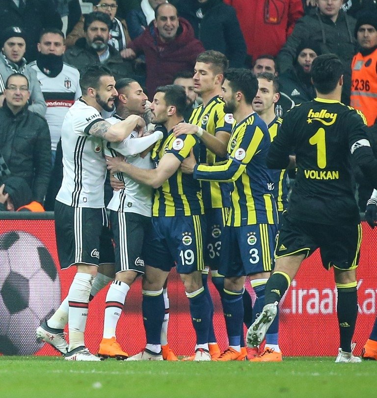Alper ve Volkan kadro dışı!