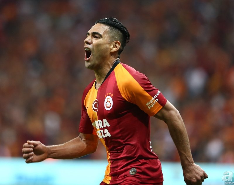 Falcao ile ilgili şok gerçek ortaya çıktı! Oynayamamasının sebebi...