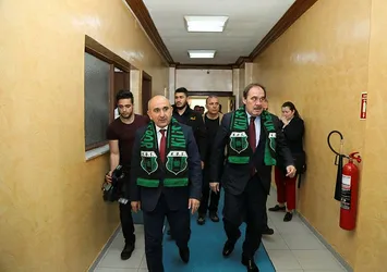Demirören'den Kara'ya ziyaret