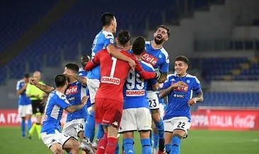 İtalya Kupası Napoli'nin