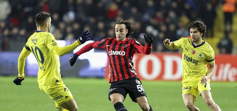 Erman Toroğlu Gaziantep FK - Fenerbahçe maçının ilk yarısını yorumladı!