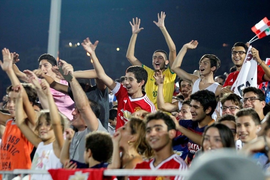 Futbol efsaneleri Lübnan’da rüzgar gibi esti