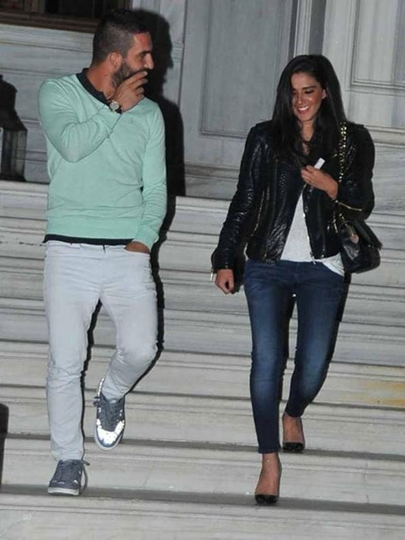 Aslıhan Doğan’dan Arda Turan’a barış mesajı