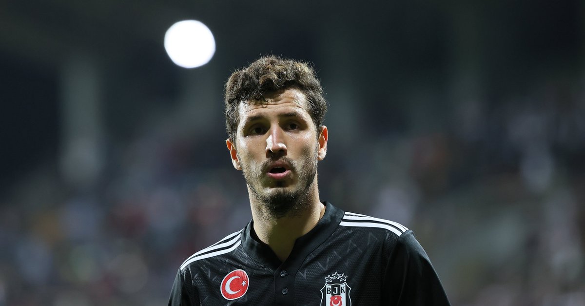 Beşiktaş'ta ayrılık! Salih Uçan'ın yeni takımı belli oldu