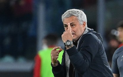 İtalya Serie A’da 4 teknik direktöre 1’er maç men cezası verildi!