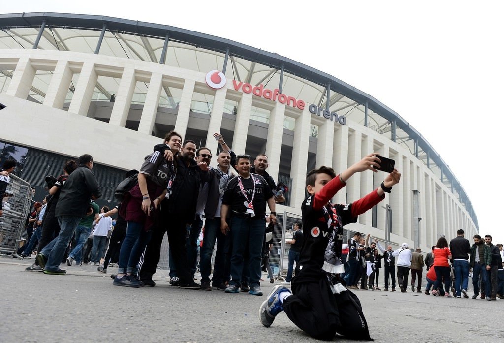 Vodafone Arena’daki ilk maçta tanıdık isimler