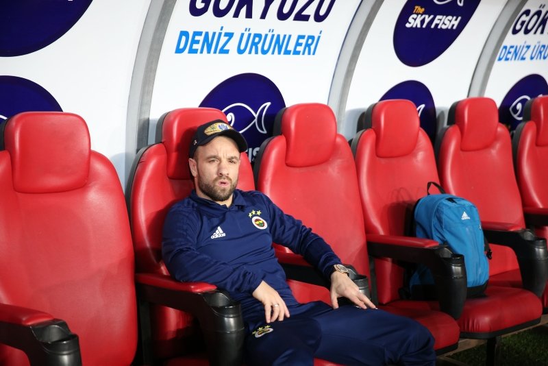 Fenerbahçe’de ilk yolcu belli oldu