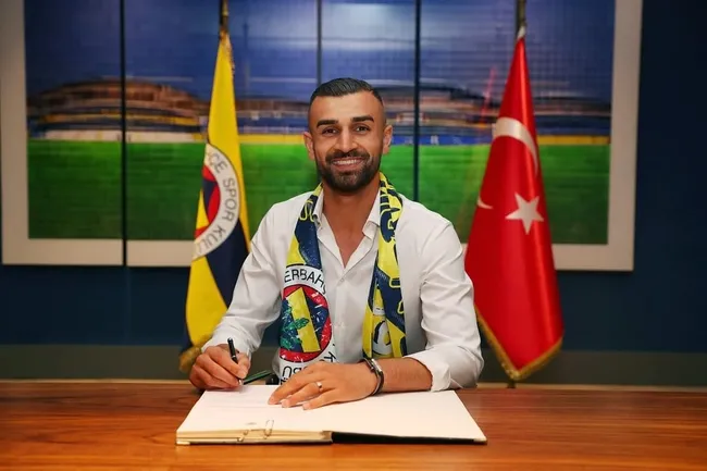Son dakika spor haberi: Fenerbahçe ilk transferini yaptı! Serdar Dursun resmen sarı lacivertlilerde - 1