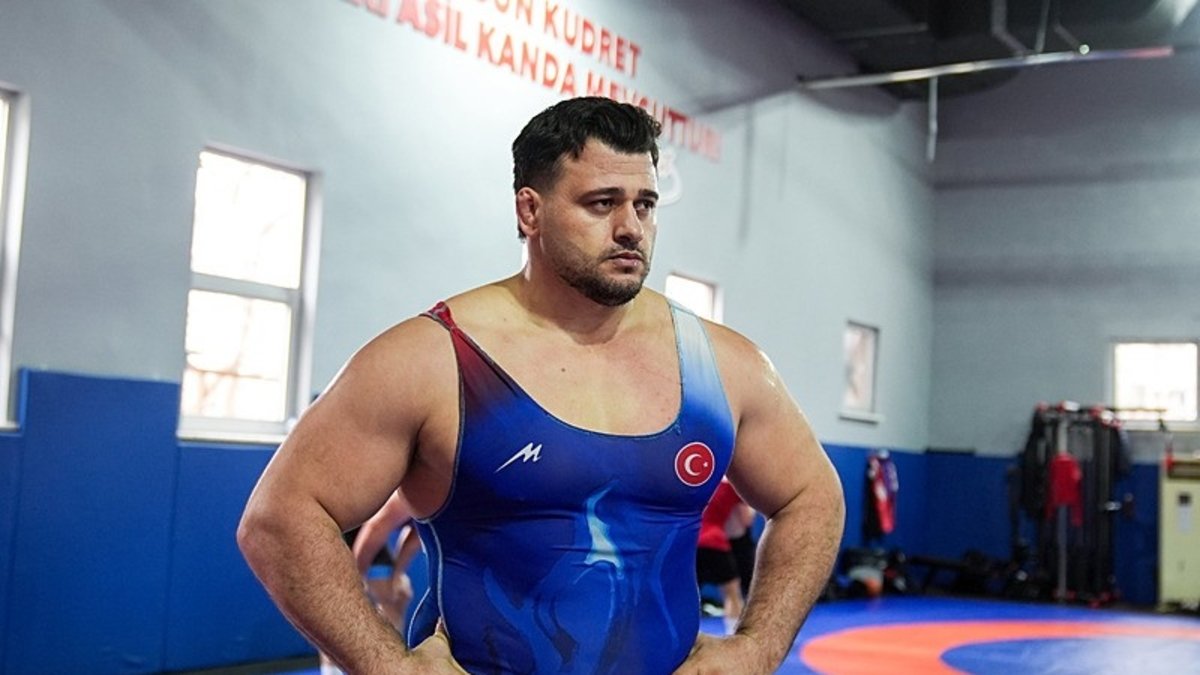 Rıza Kayaalp yarı finalde!