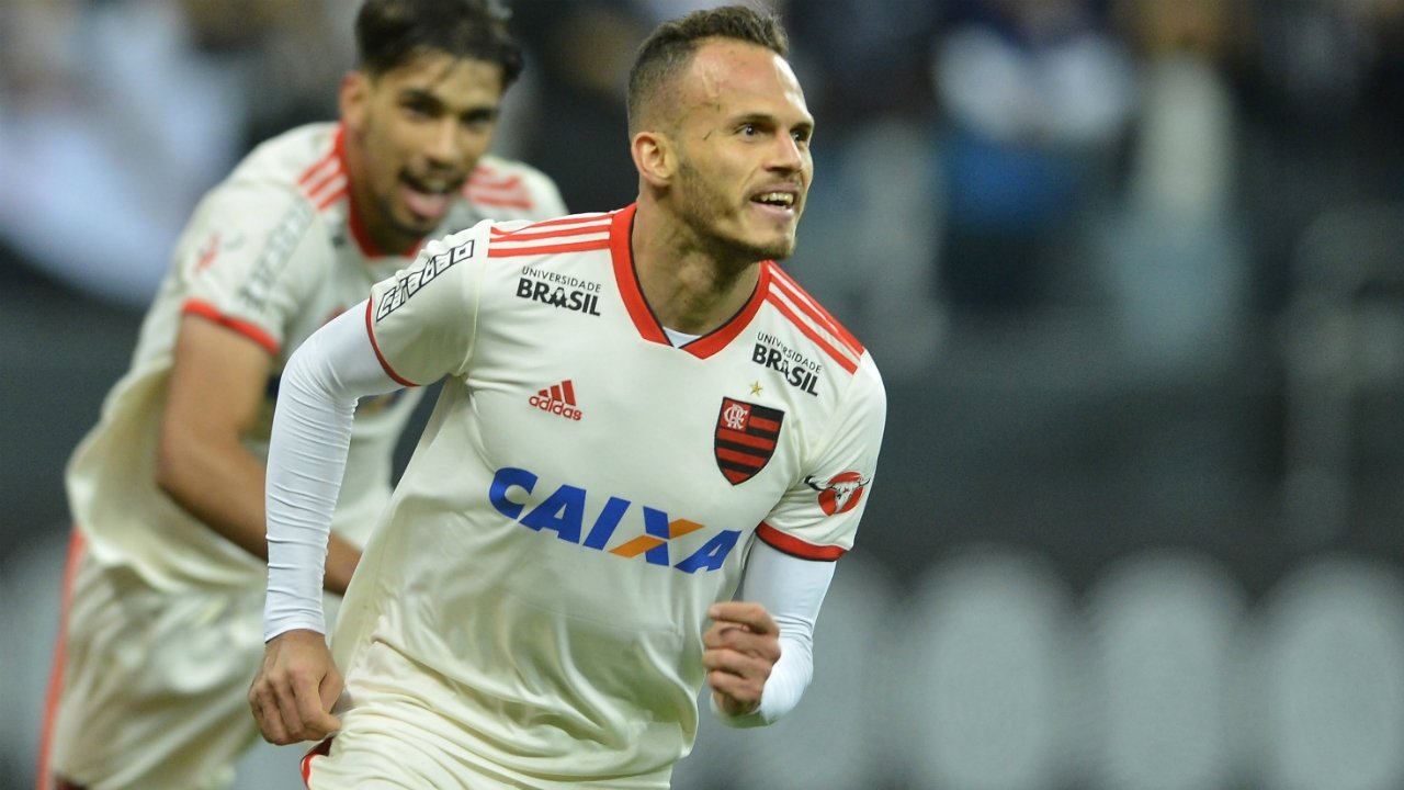 Fenerbahçe sol bekini Brezilya’da buldu! İlk temas kuruldu