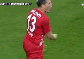 Nasri'den hakeme küfür