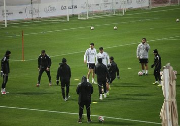 Beşiktaş'ta Cengiz Ünder takımla çalıştı