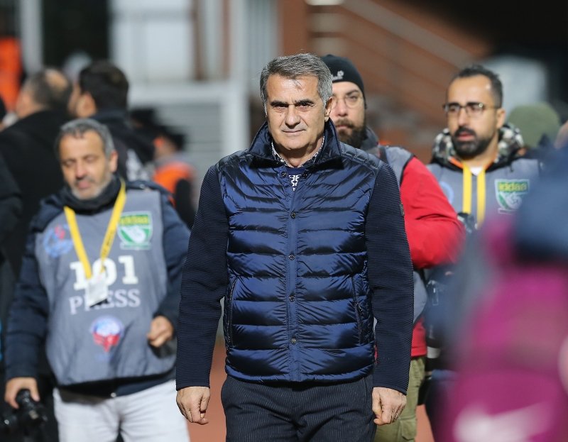 Beşiktaş’ta Şenol Güneş’in yerine o isim geliyor!