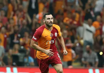 Lig maçında forvet Sinan