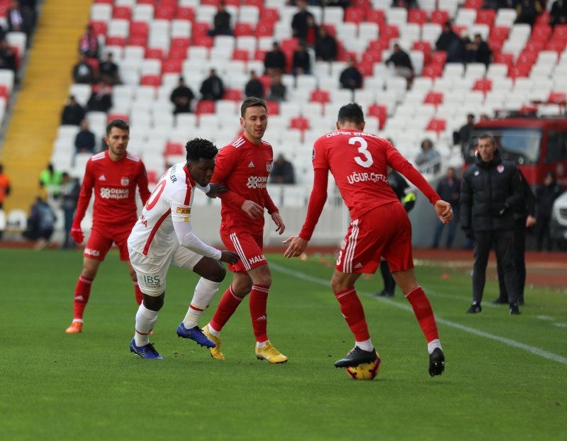 Sivasspor - Göztepe maçından kareler!