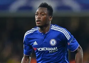 Galatasaray'a Chelsea'den sol bek!
