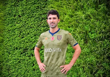 Başakşehir'den 'doğa konseptli' forma