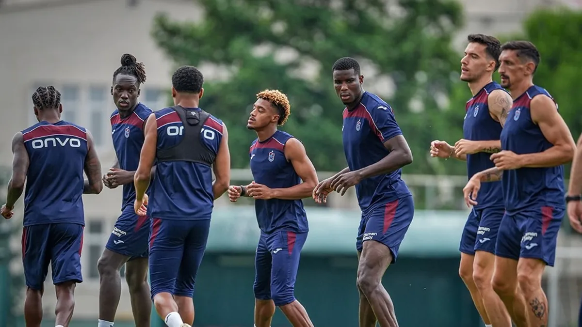 Trabzonspor Yeni Sezon Hazırlıklarını Çift Antrenmanla Sürdürüyor
