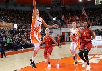 Aslan, Süper Kupa'da fark yedi