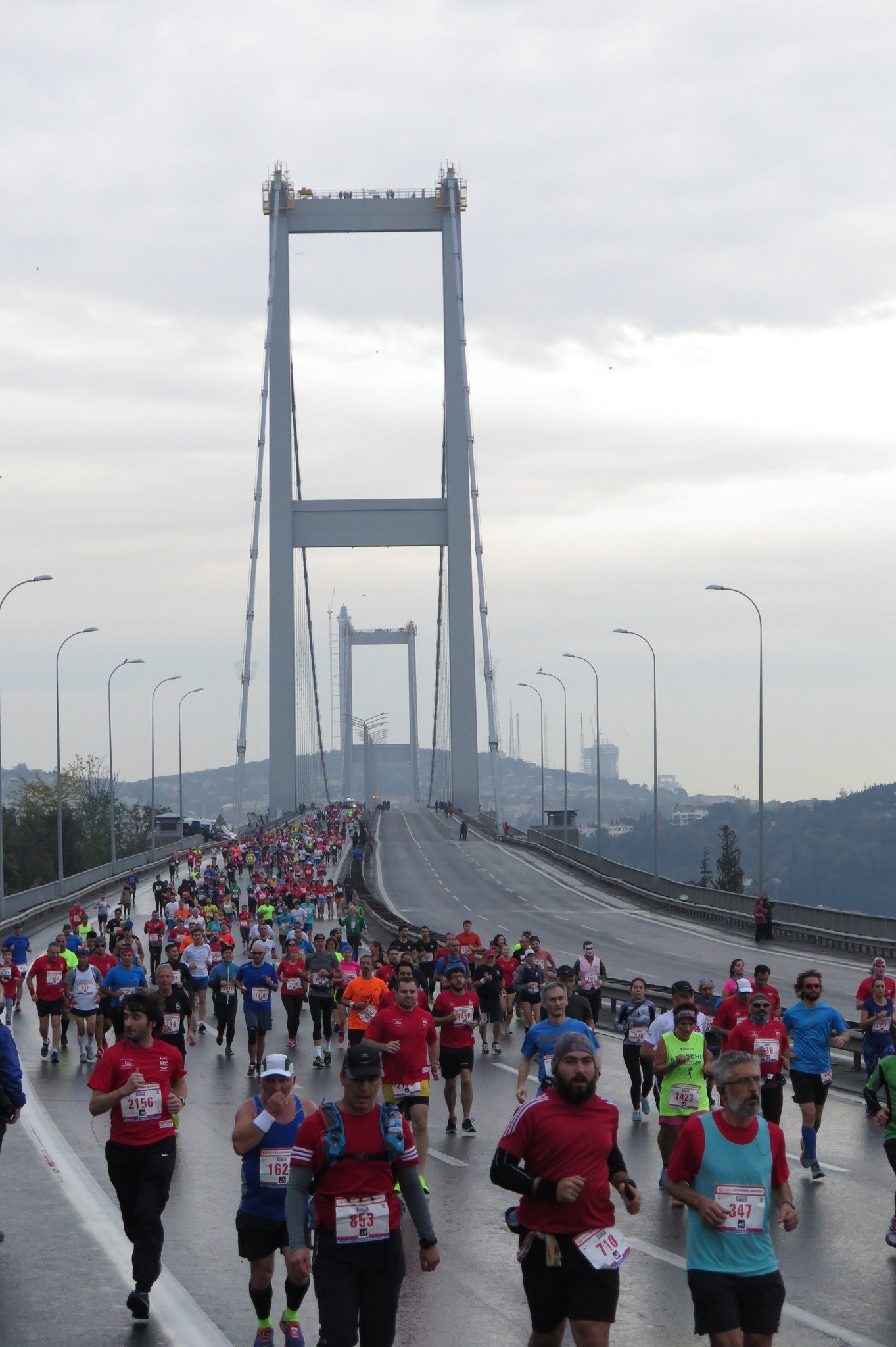 125 bin kişi çocuklar için koşuyor!