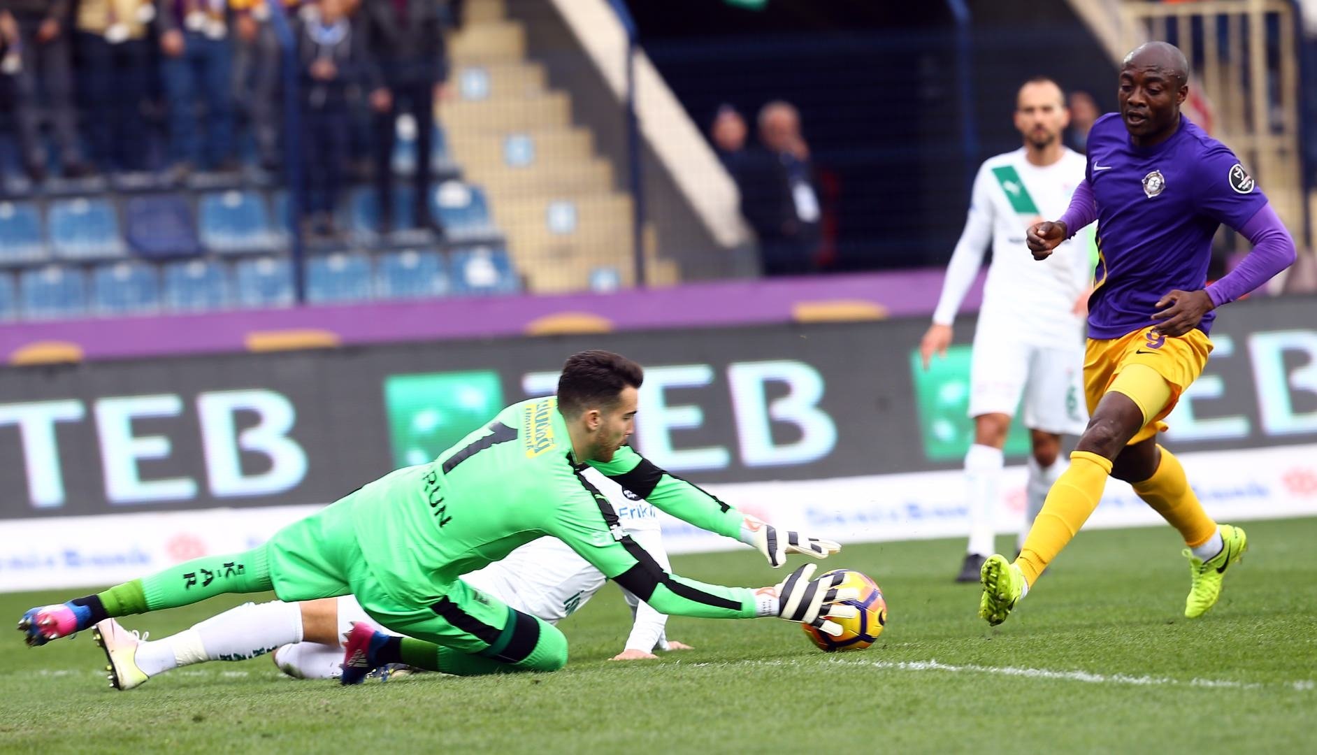 Türkiye’ye gelmesi beklenen futbolcular