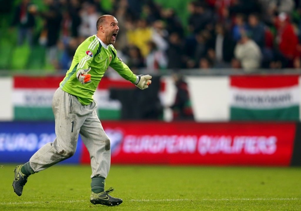Gabor Kiraly niçin eşofman giyiyor?