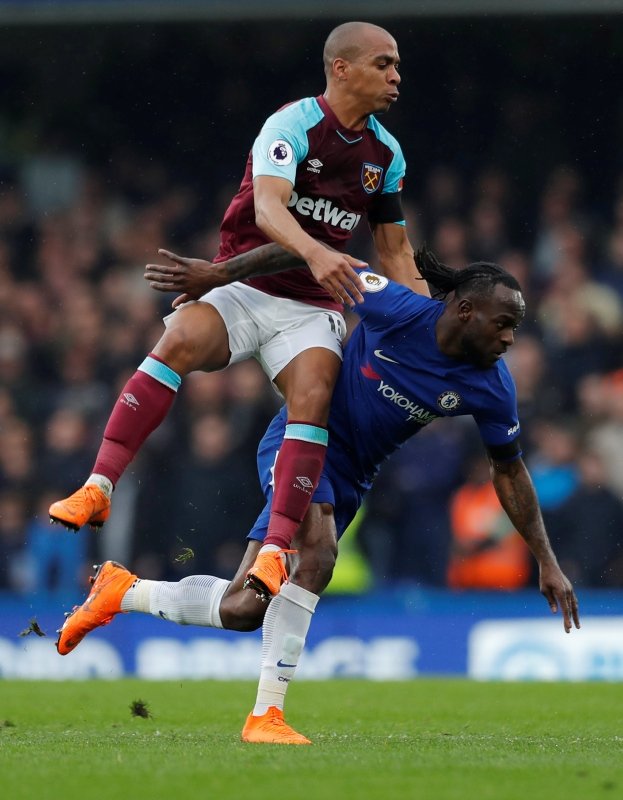 Victor Moses’ten şok talep: Fenerbahçe ligden düşerse...