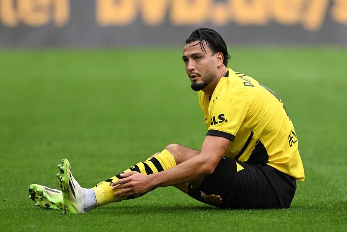 ramy-bensebaini-kimdir-nereli-kac-yasinda-oynadigi-takimlar-piyasa-degeri-1770184700065.jpeg Ramy Bensebaini nereli, kaç yaşında?