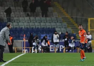 Emre Belözoğlu çılgına döndü