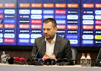 Ertuğrul Doğan'dan kadro dışı açıklaması! "Hocamızın talebi..."