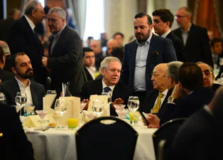 Aziz Yıldırım adaylığını açıkladı