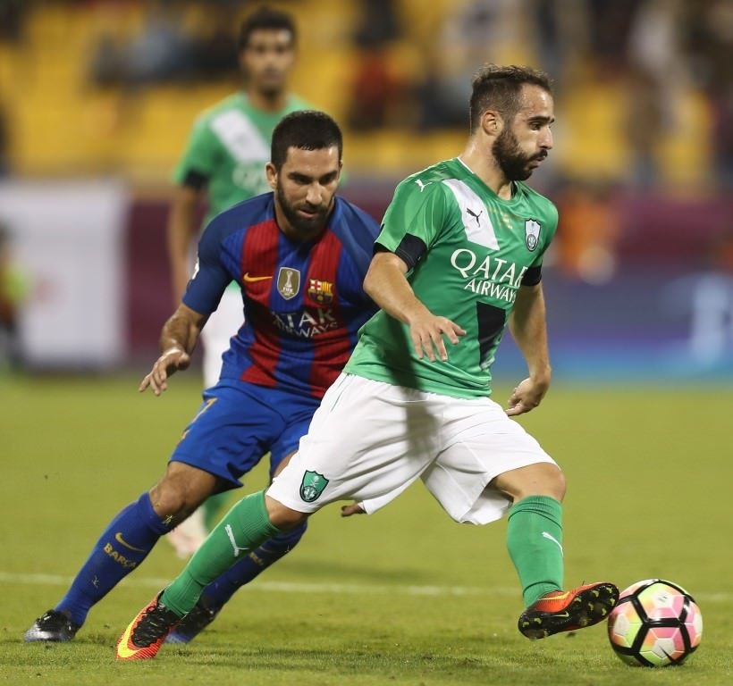 Barcelona, Arda Turan’ı satmaya sıcak bakıyor!