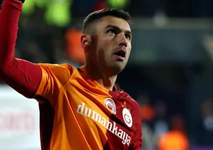 Burak Yılmaz'dan olay paylaşım!
